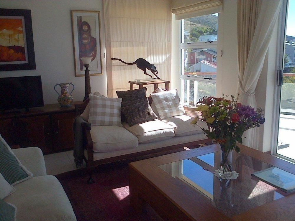 Napthali Lodge Simonʼs Town Extérieur photo